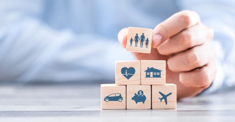 Grafika do tekstu "czym jest ubezpieczenie NNW"